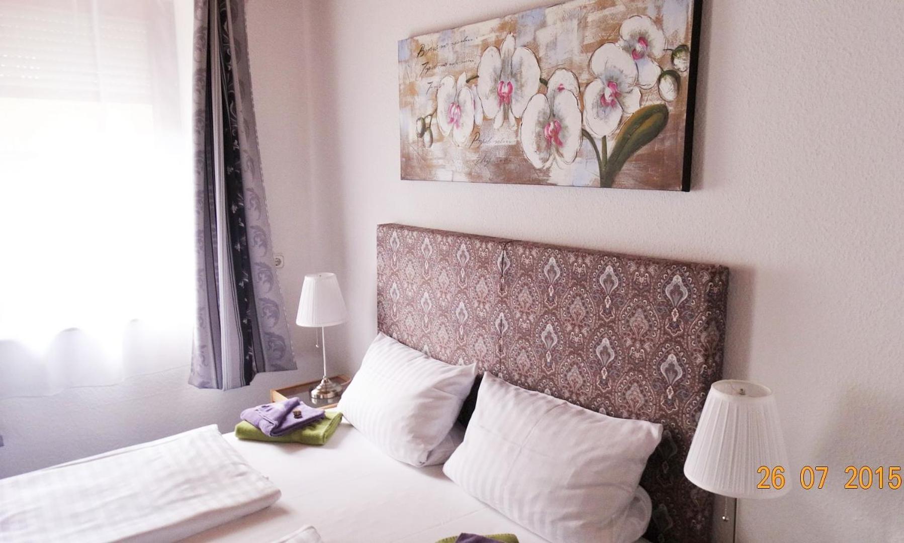 Hotel & Restaurant Arnoldusklause Düren - Eifel Eksteriør bilde